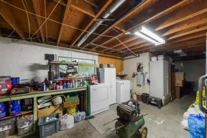 Walk-In Closet Photo of 10941 249 Street, Maple Ridge, BC