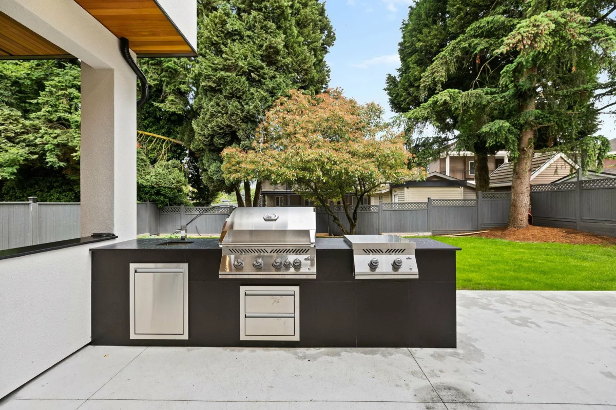 Basement Recreation Room Photo of 10258 128a Street, Surrey, BC