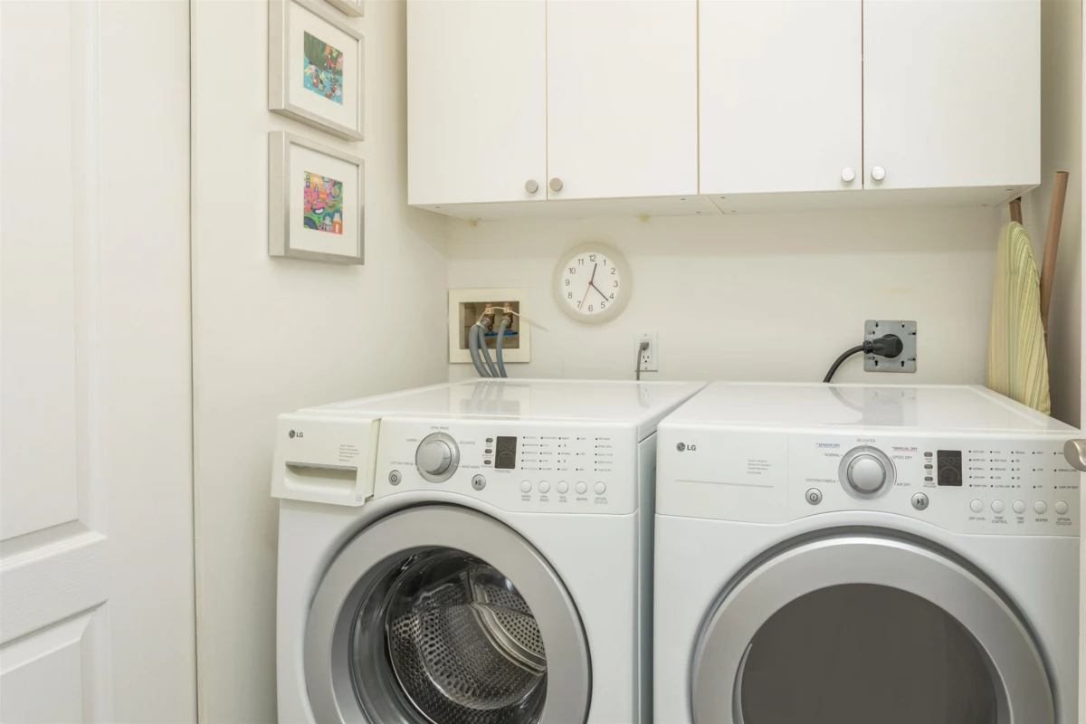 Hallway Photo of 34 14909 32 Avenue, Surrey, BC