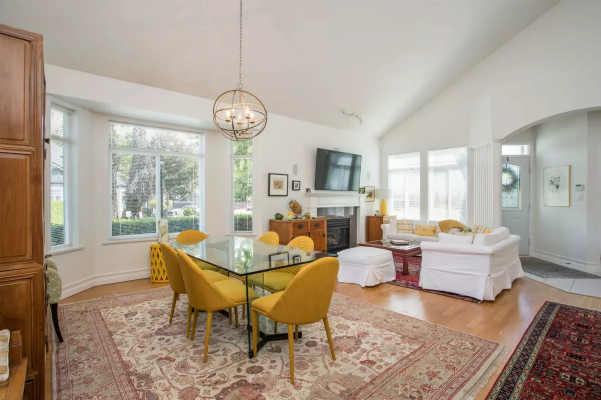 Kitchen Photo of 34 14909 32 Avenue, Surrey, BC