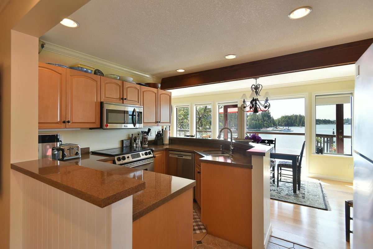 Kitchen Island Photo of 4836 Sinclair Bay Road, Garden Bay, BC