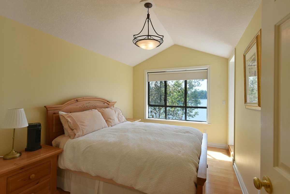 Office / Den Photo of 4836 Sinclair Bay Road, Garden Bay, BC