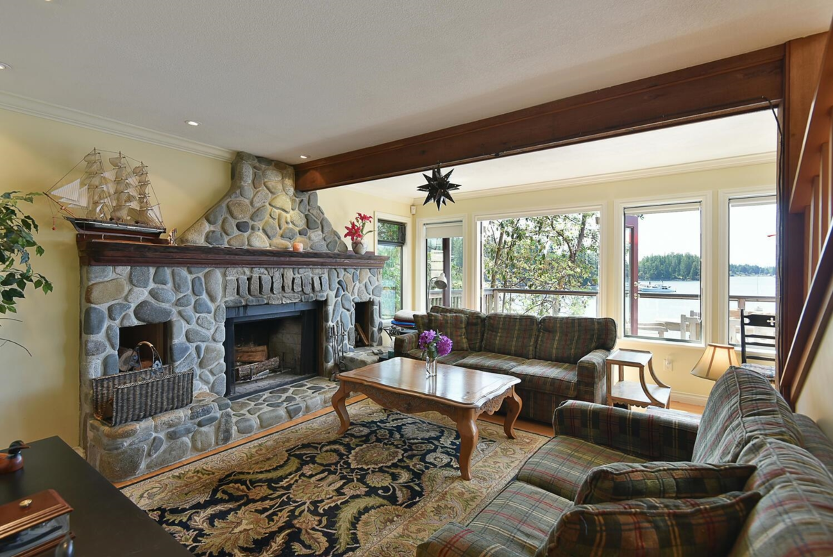 Walk-In Closet Photo of 4836 Sinclair Bay Road, Garden Bay, BC