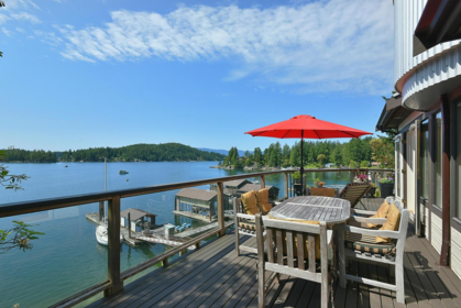 Family Room Photo of 4836 Sinclair Bay Road, Garden Bay, BC