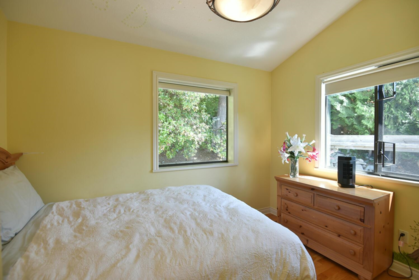 Guest Bathroom Photo of 4836 Sinclair Bay Road, Garden Bay, BC