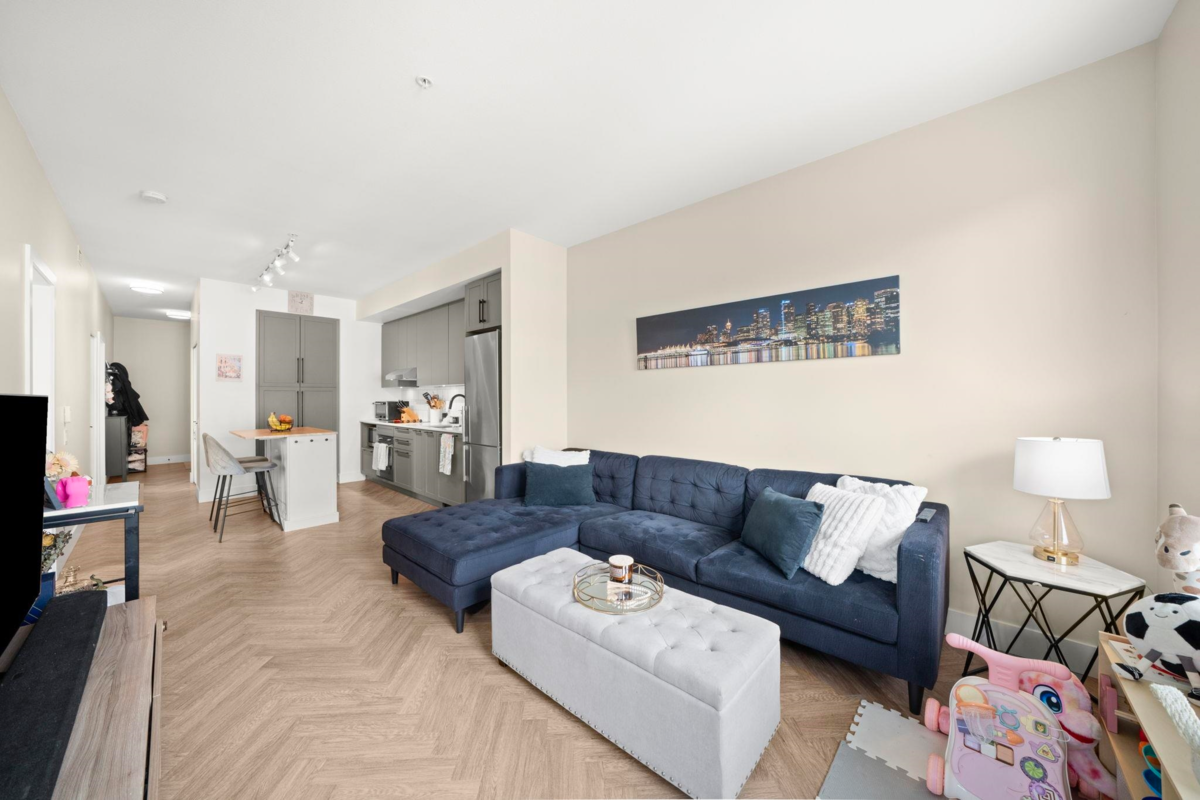 Breakfast Nook Photo of 514 9228 Slopes Mews, Burnaby, BC