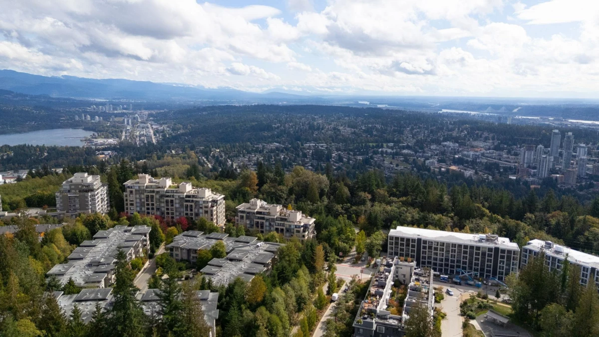 Front Yard Photo of 514 9228 Slopes Mews, Burnaby, BC