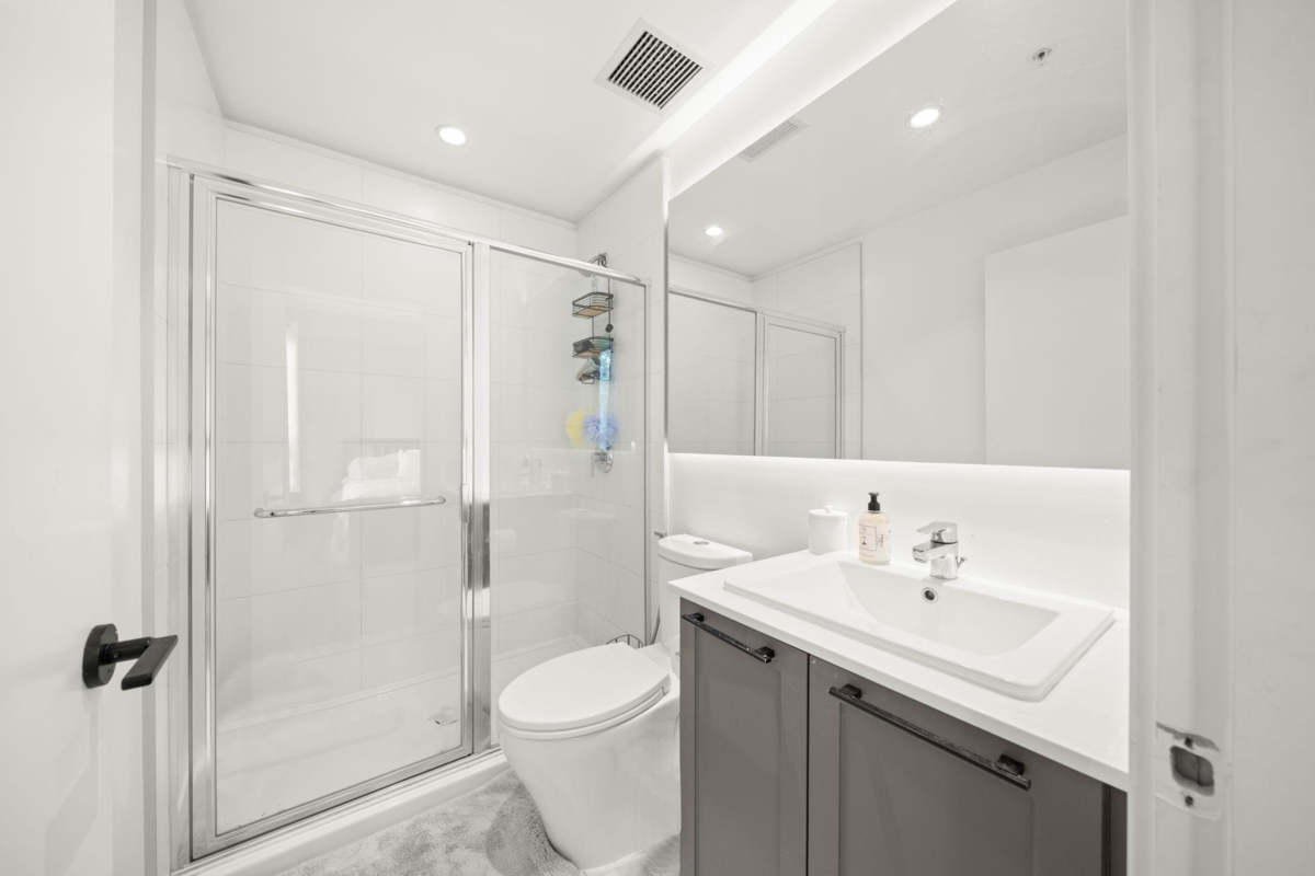 Laundry Room Photo of 514 9228 Slopes Mews, Burnaby, BC