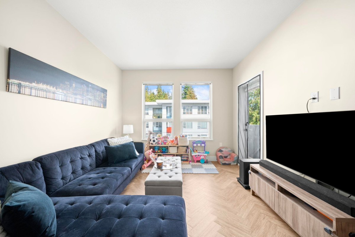 Primary Bedroom Photo of 514 9228 Slopes Mews, Burnaby, BC
