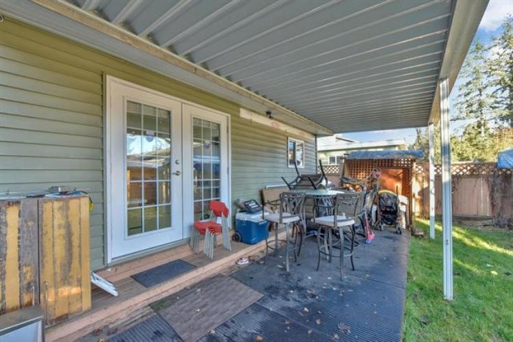 Fitness Center Photo Near 9068 146a Street, Surrey, BC