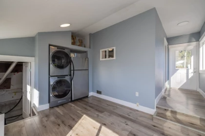 Mudroom Photo of 9183 Sylvester Road, Mission, BC