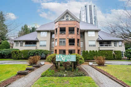 402 1154 Westwood Street, Coquitlam, BC, Coquitlam — Apartment/Condo for sale