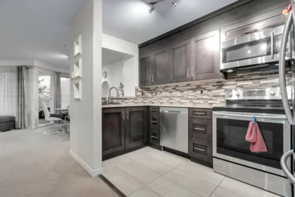 205 8880 Jones Road, Richmond, BC, Richmond — Apartment/Condo for sale