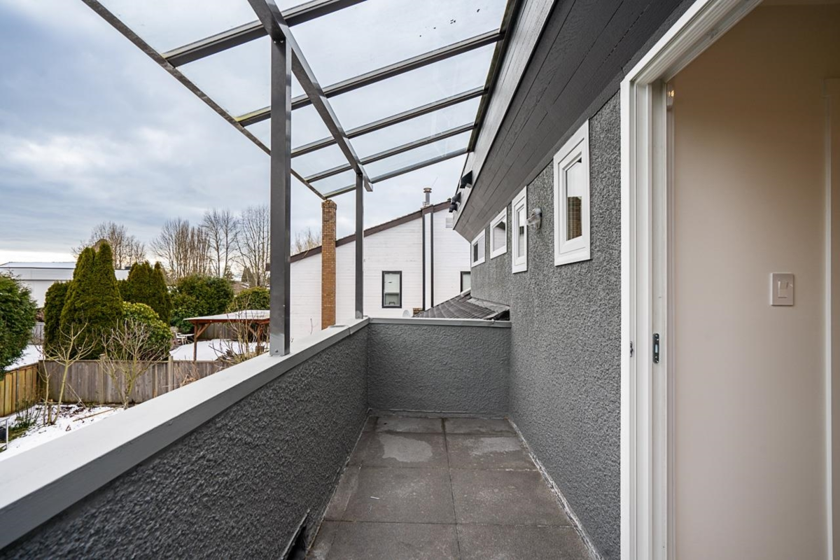 Basement Recreation Room Photo of 6540 Juniper Drive, Richmond, BC