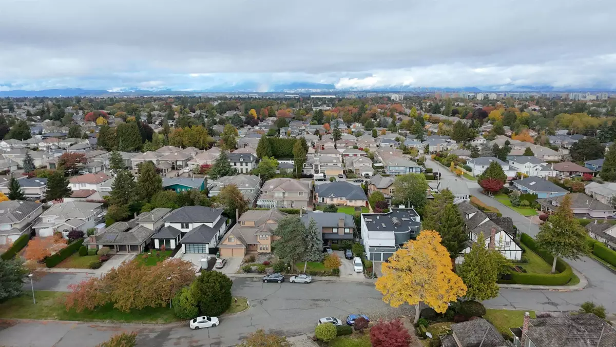 Hot Tub / Spa Photo of 6540 Juniper Drive, Richmond, BC