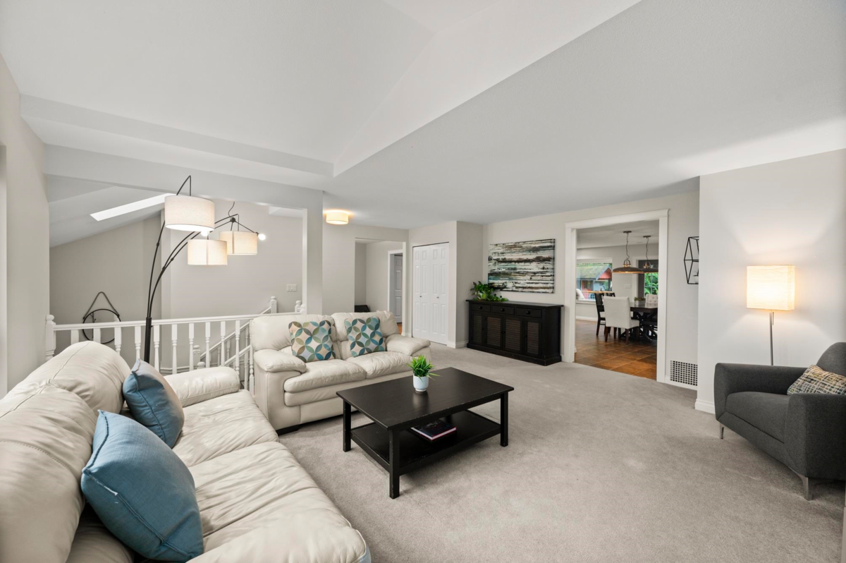 Primary Bathroom Photo of 8995 Trattle Street, Langley, BC