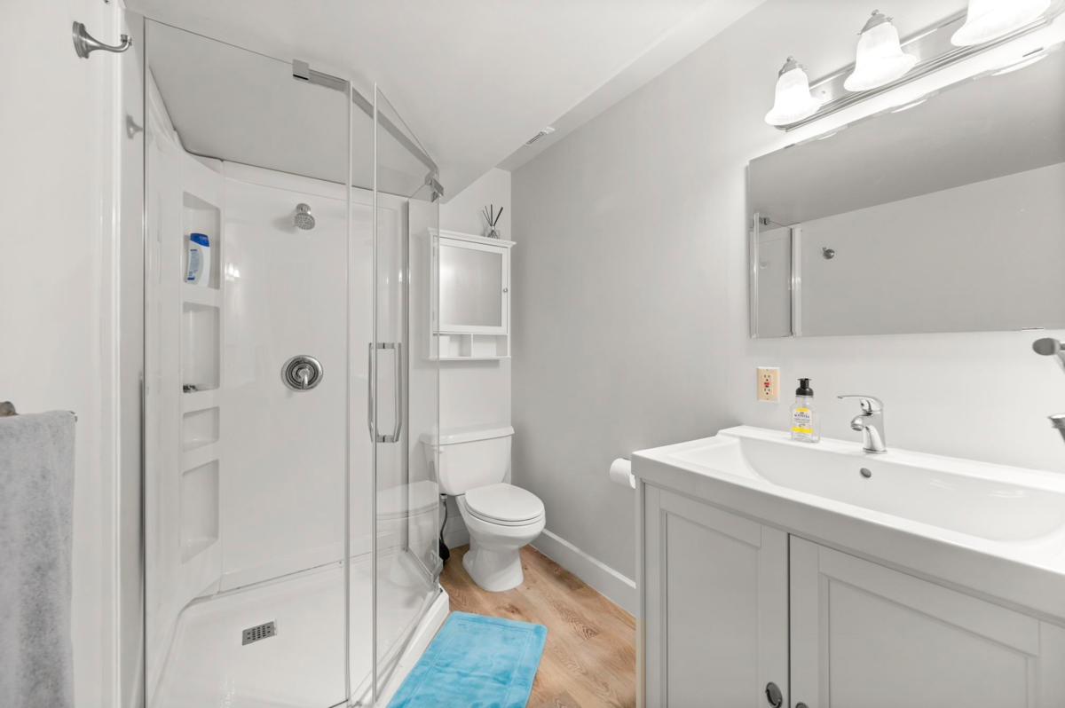 Swimming Pool Photo of 8995 Trattle Street, Langley, BC