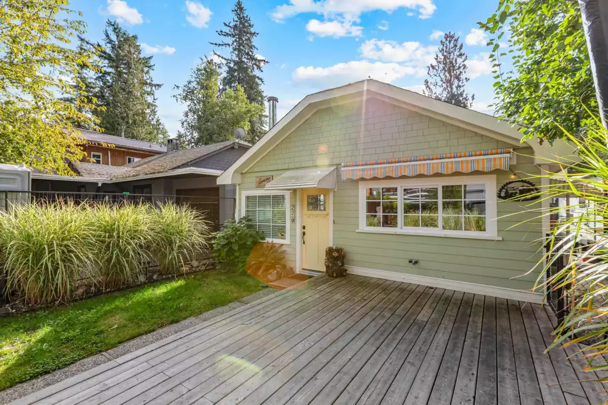 Living Room Photo of 279 Fir Street, Chilliwack, BC