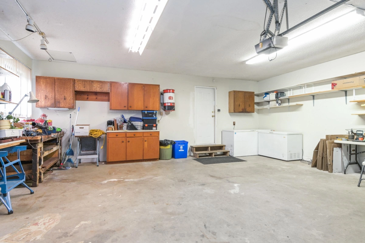 Garden / Landscaping Photo of 2143 180 Street, Surrey, BC