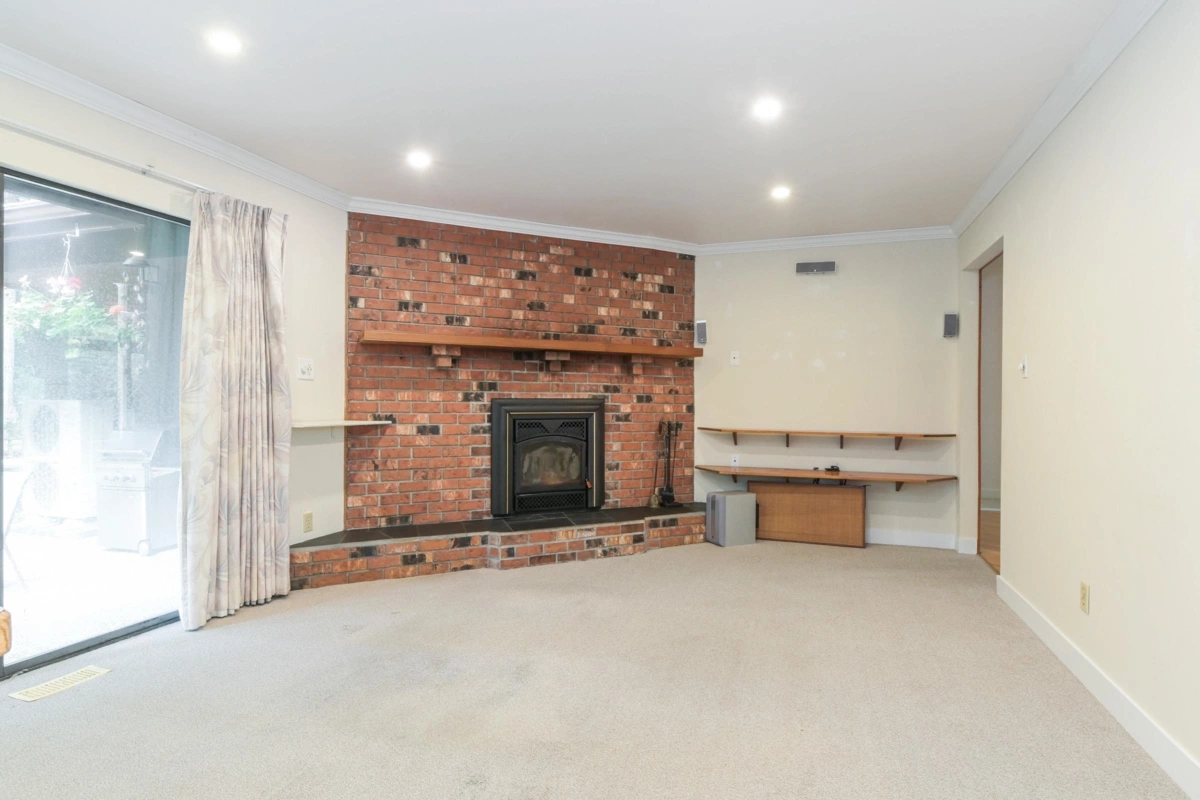 Primary Bathroom Photo of 2143 180 Street, Surrey, BC