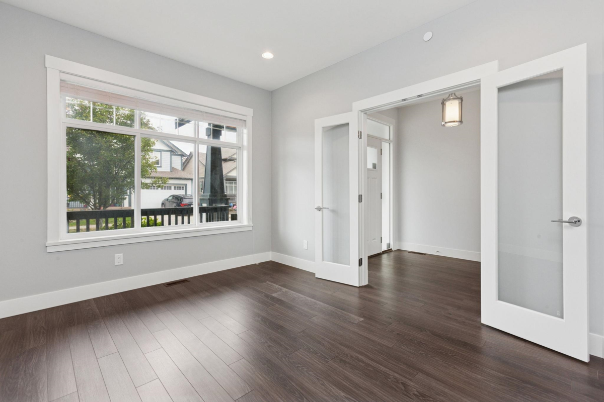 Guest Bathroom Photo of 4668 Robin Lane, Tsawwassen, BC