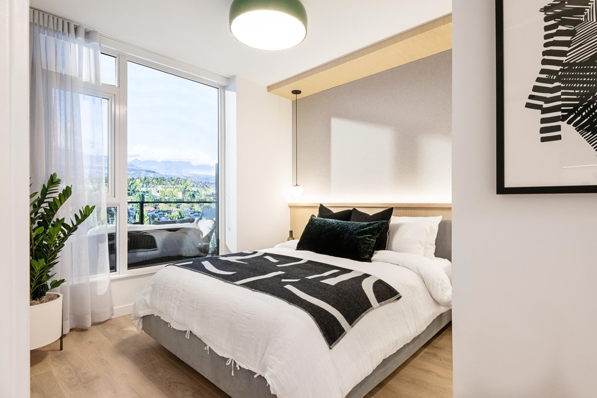 Family Room Photo of 705 13738 Central Avenue, Surrey, BC