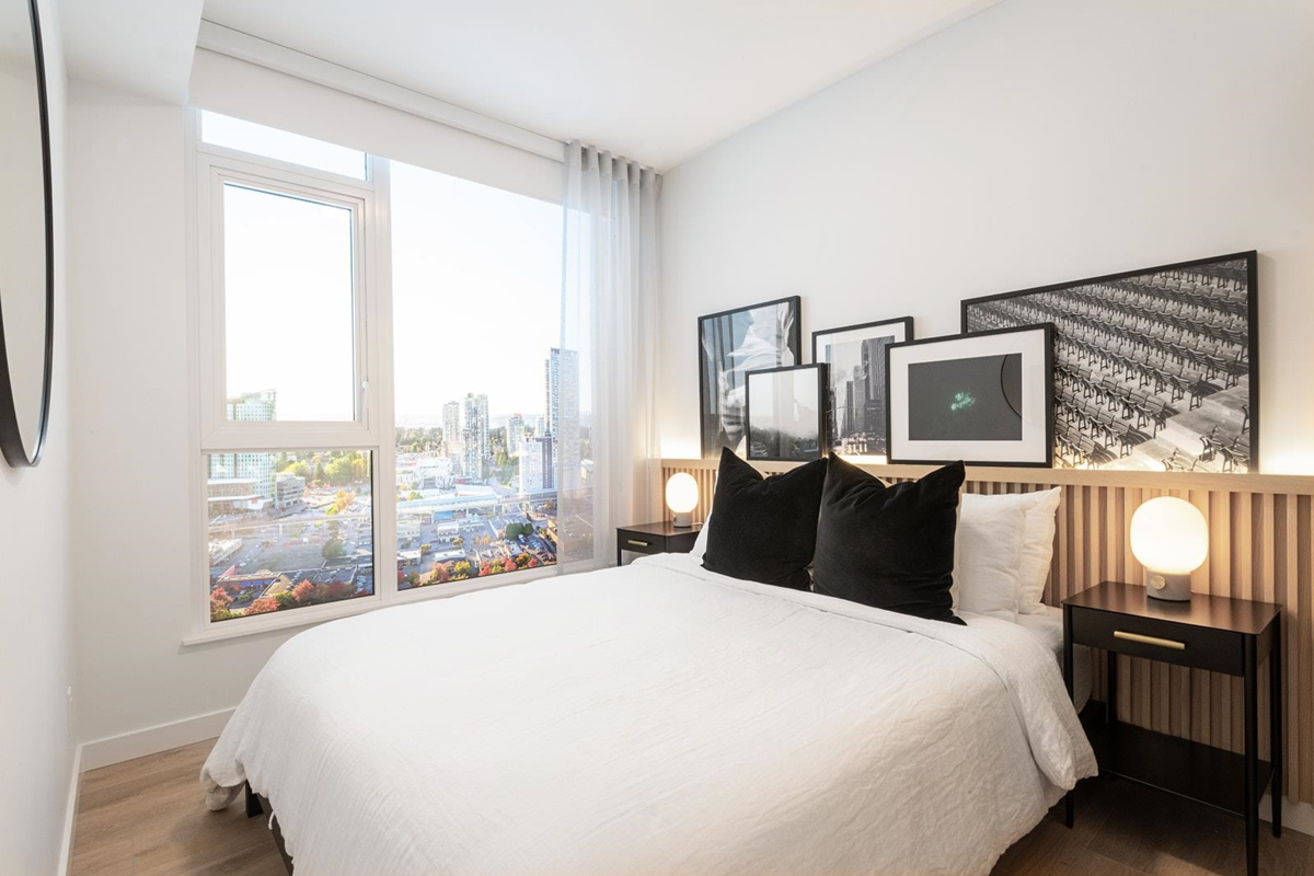 Living Room Photo of 705 13738 Central Avenue, Surrey, BC