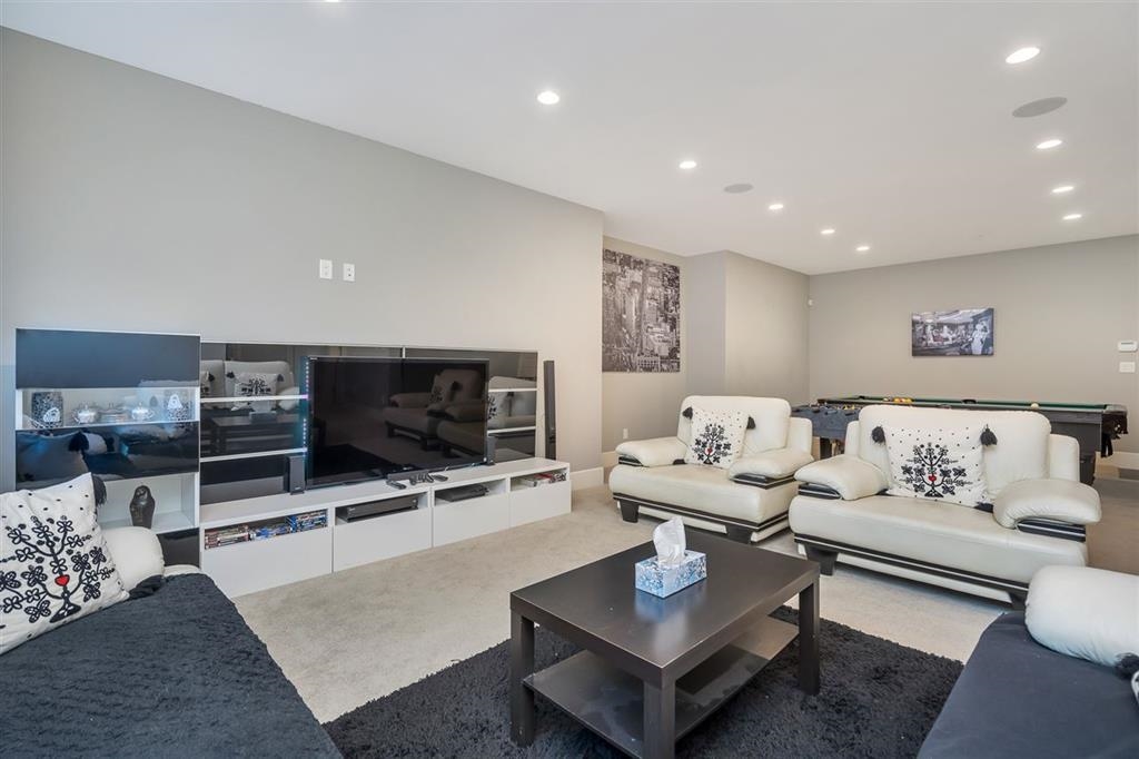 Outdoor Deck Photo of 16329 8 Avenue, Surrey, BC