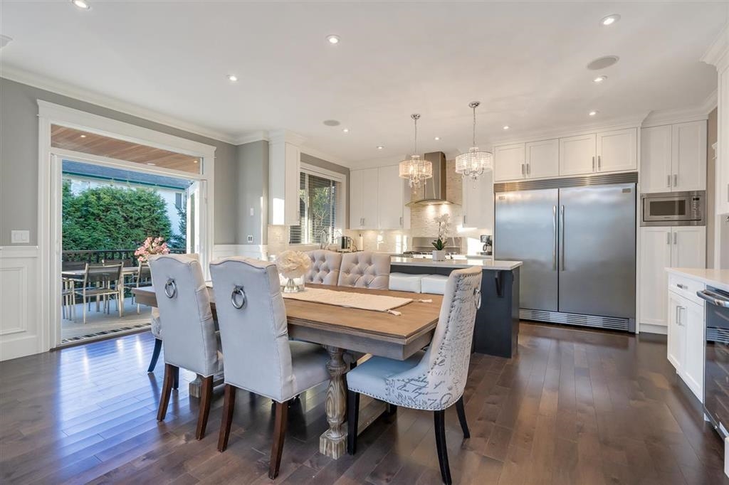 Walk-In Closet Photo of 16329 8 Avenue, Surrey, BC