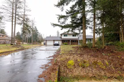16930 23 Avenue, Surrey, BC, Surrey — Single Family Residence for sale