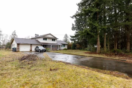 16930 23 Avenue, Surrey, BC, Surrey — Single Family Residence for sale