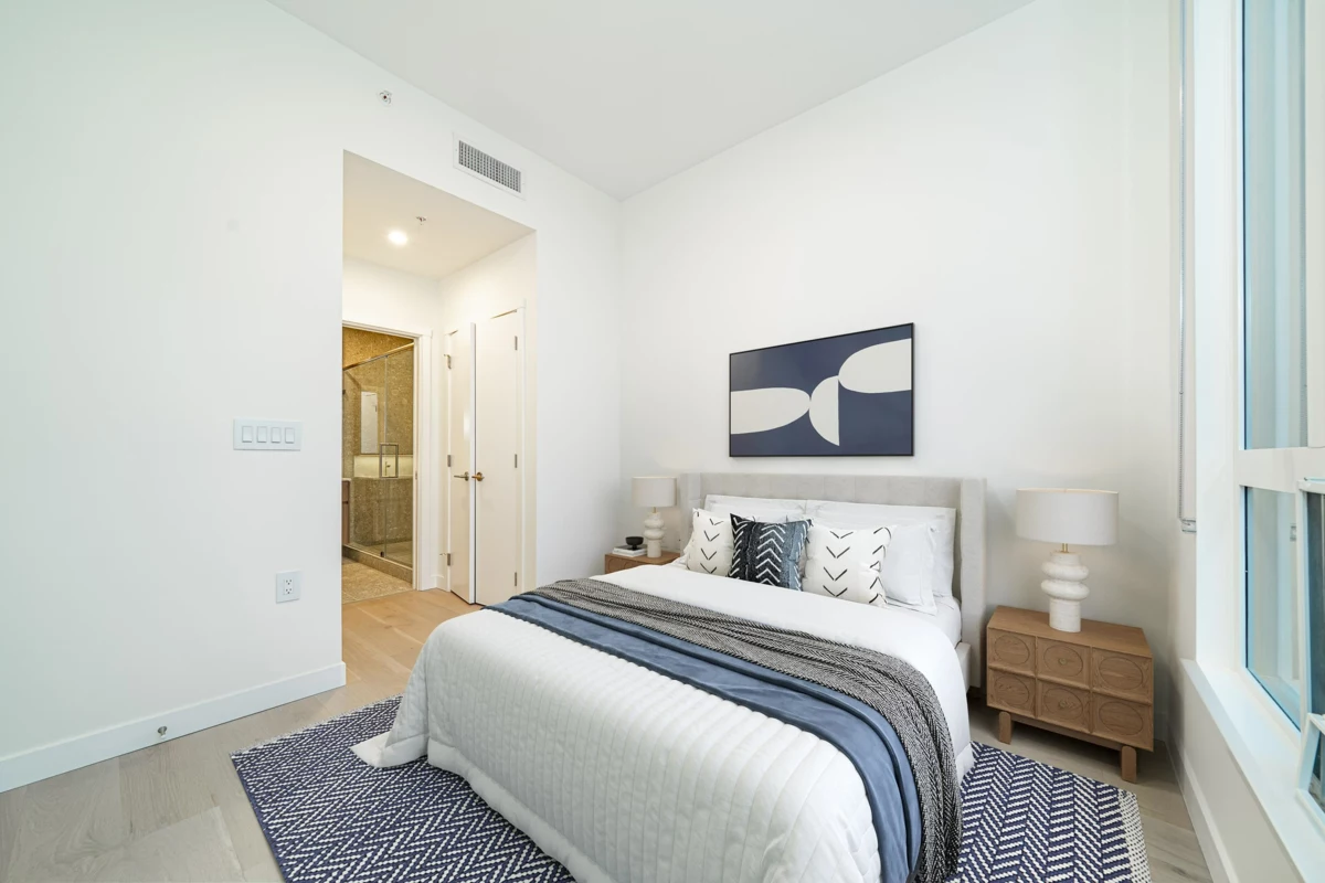 Walk-In Closet Photo of 505 5212 Cambie Street, Vancouver, BC