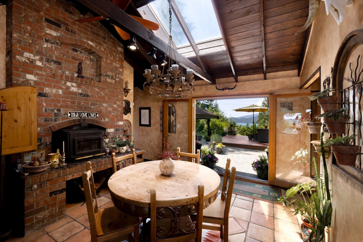 Bedroom 3 Photo of 315 Bayview Road, Lions Bay, BC