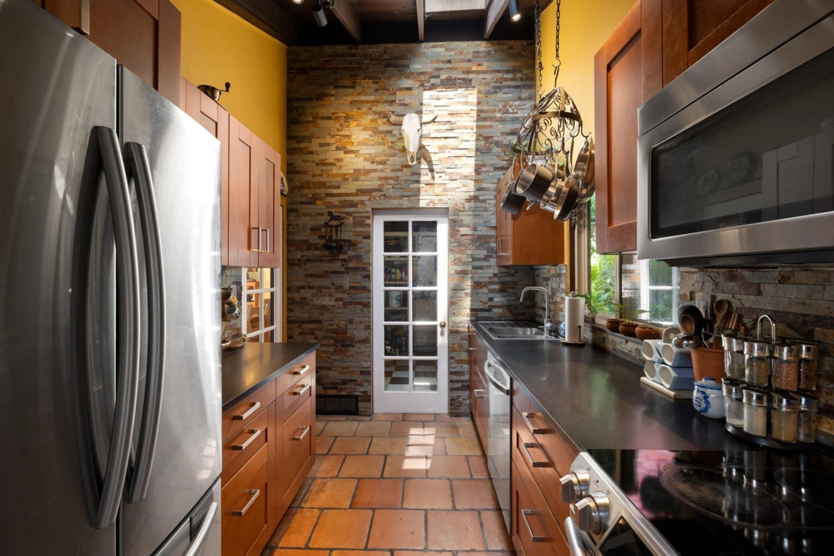 Loft / Bonus Room Photo of 315 Bayview Road, Lions Bay, BC