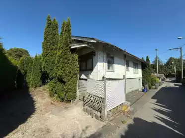 211 E 38th Avenue, Vancouver, BC, Vancouver — Single Family Residence for sale