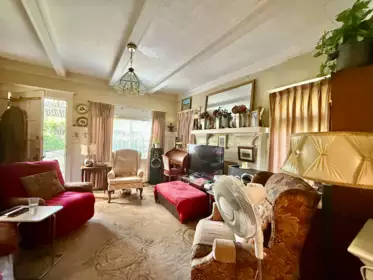 211 E 38th Avenue, Vancouver, BC, Vancouver — Single Family Residence for sale
