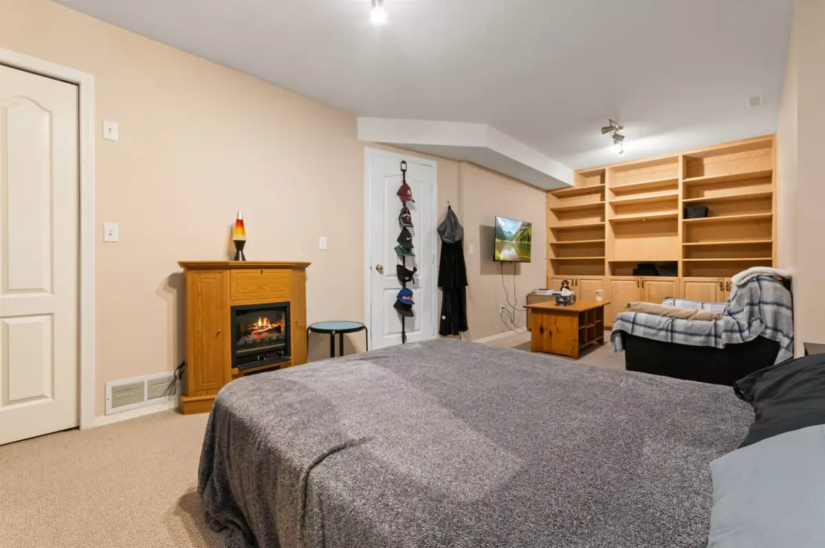 Backyard Photo of 10 46360 Valleyview Road, Chilliwack, BC