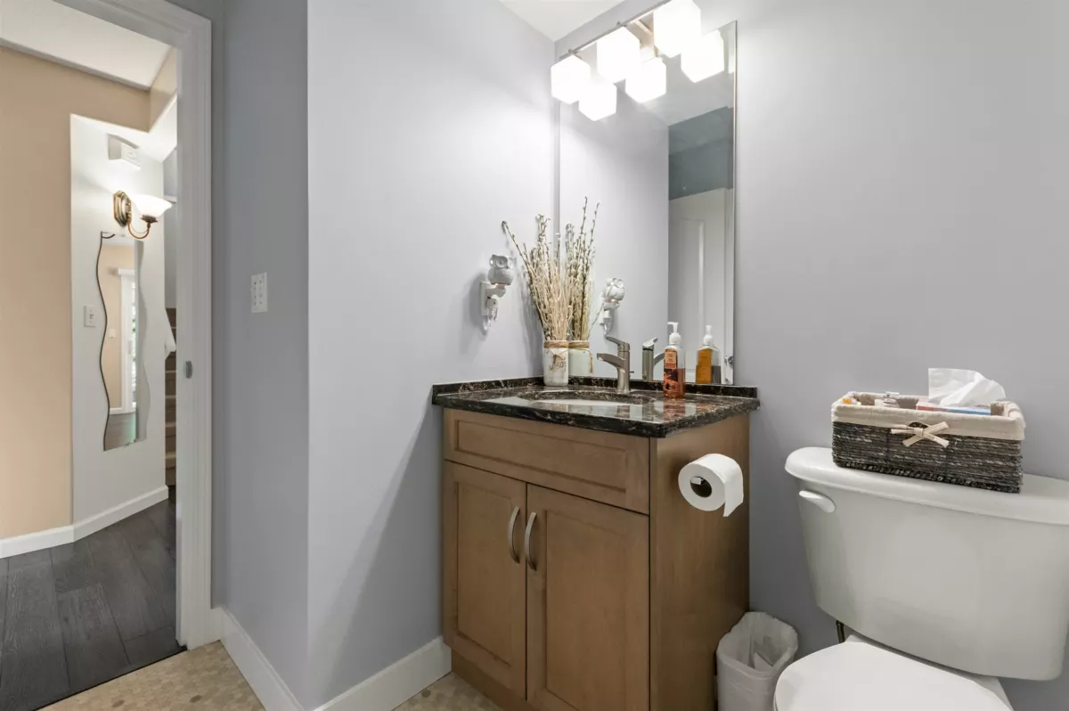 Bedroom 4 Photo of 10 46360 Valleyview Road, Chilliwack, BC