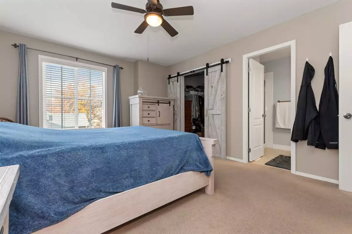 Staircase Photo of 10 46360 Valleyview Road, Chilliwack, BC