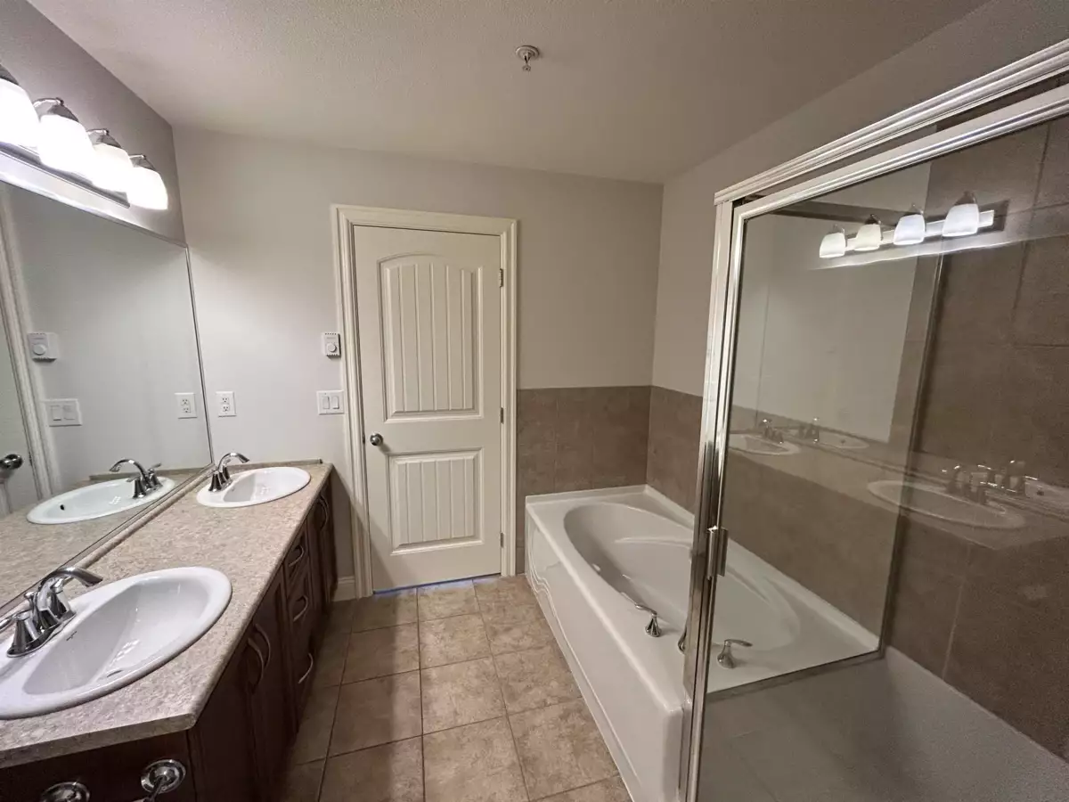 Bedroom 3 Photo of 215 22150 Dewdney Trunk Road, Maple Ridge, BC