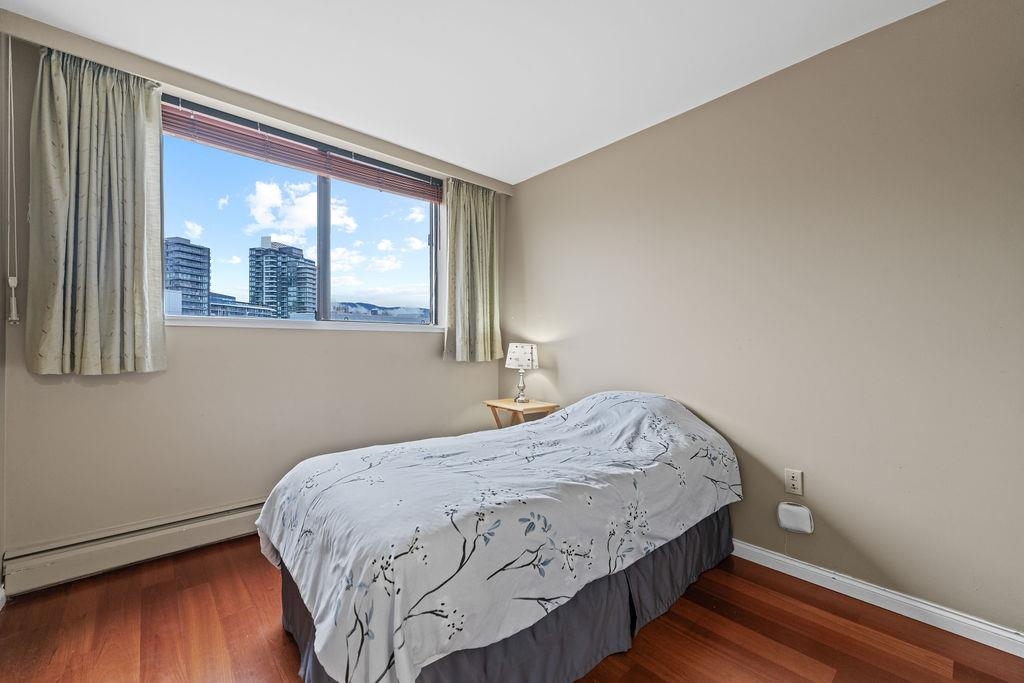 Guest Bathroom Photo of 801 114 W Keith Road, North Vancouver, BC