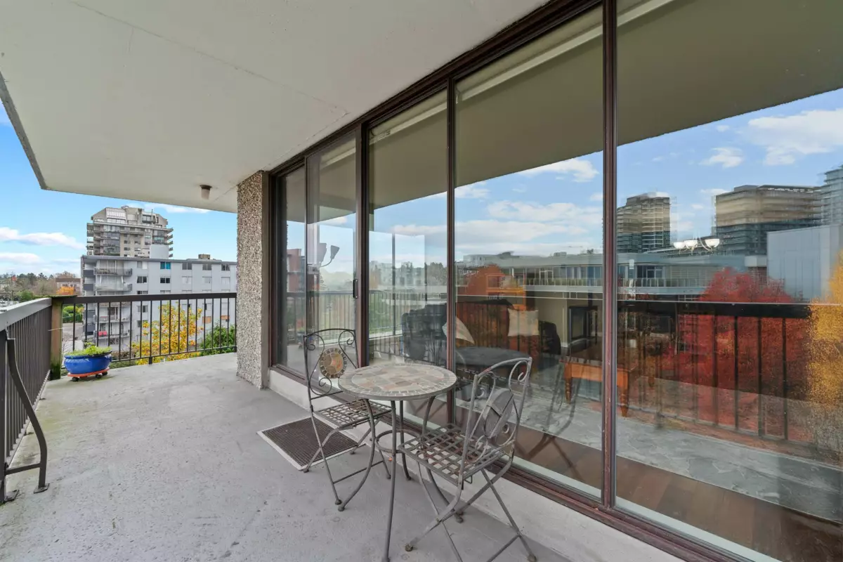Outdoor Deck Photo of 801 114 W Keith Road, North Vancouver, BC