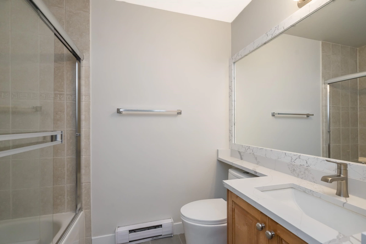 Bedroom 3 Photo of 208 2828 152 Street, Surrey, BC