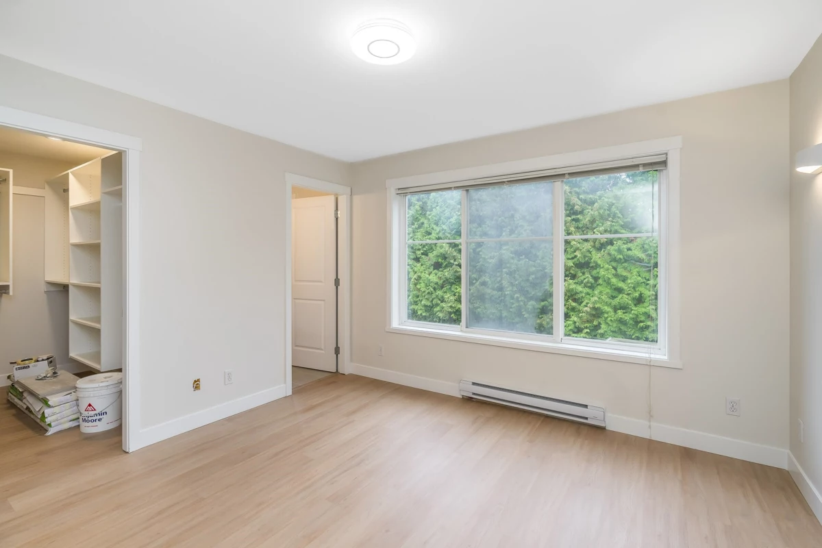 Powder Room Photo of 208 2828 152 Street, Surrey, BC