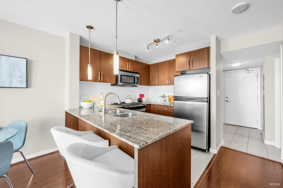 Primary Bathroom Photo of 2906 9888 Cameron Street, Burnaby, BC