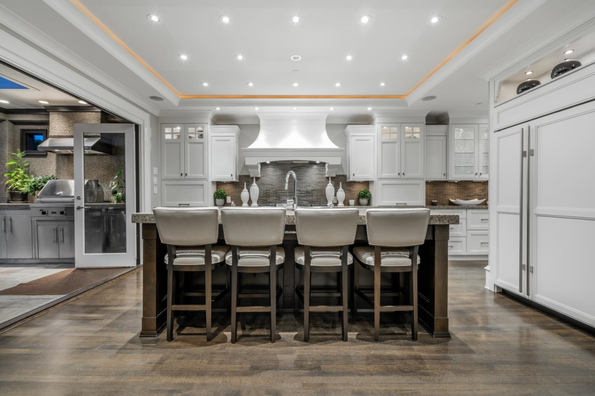 Pantry Photo of 2312 Kings Avenue, West Vancouver, BC