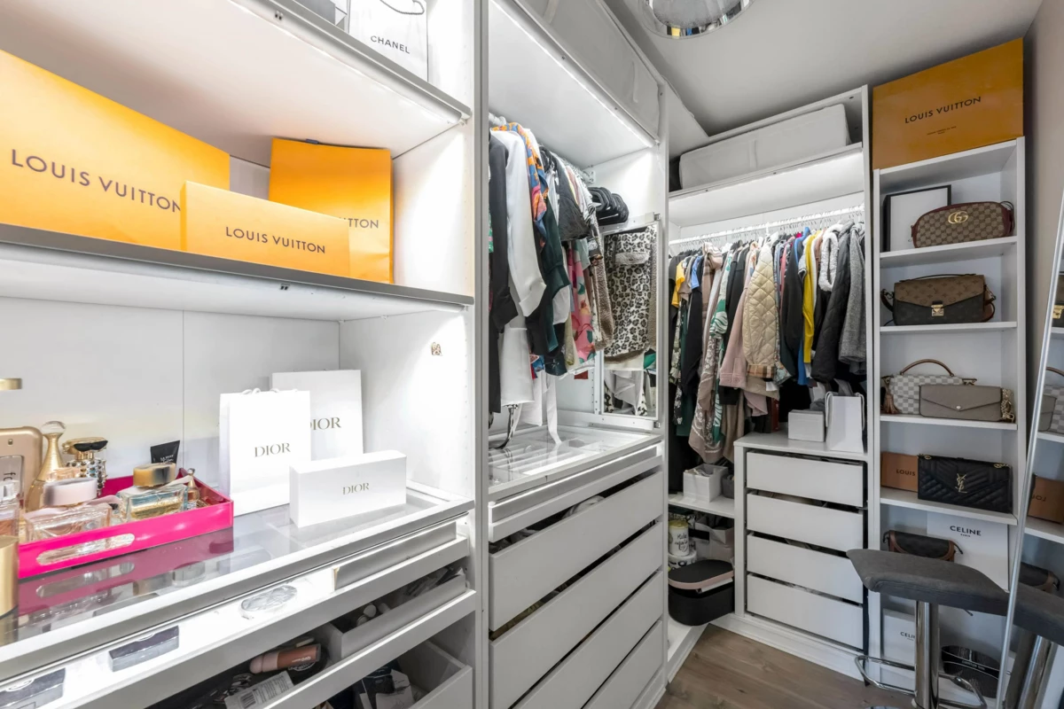 Hallway Photo of 8121 210a Street, Langley, BC