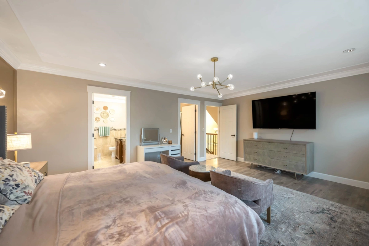 Laundry Room Photo of 8121 210a Street, Langley, BC