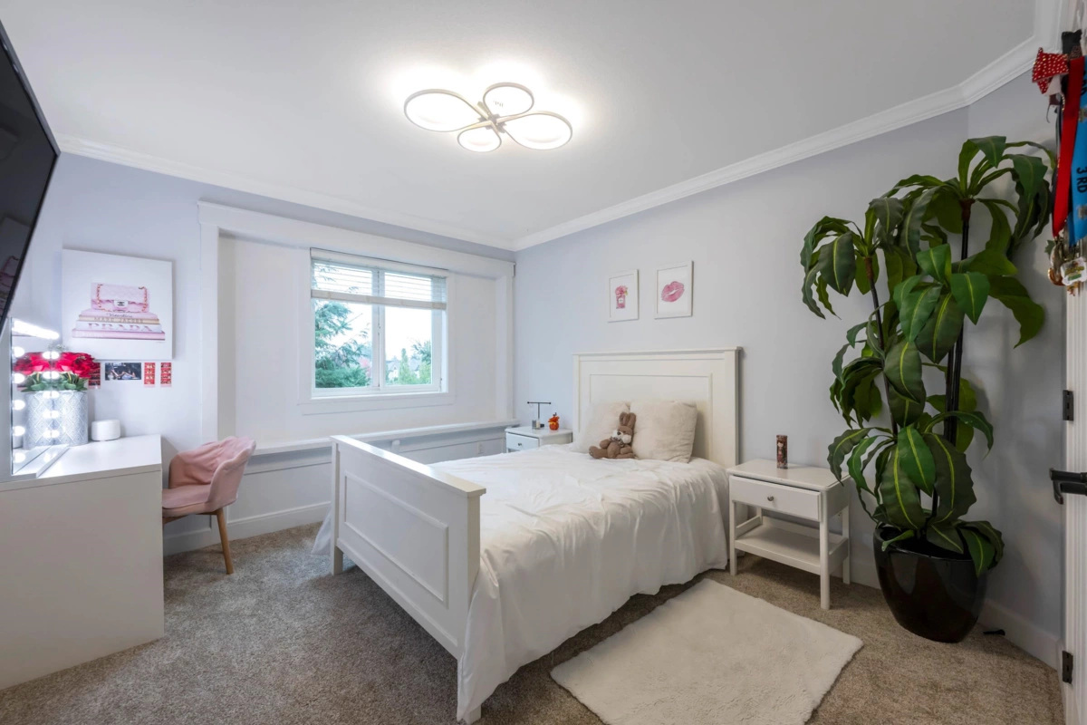 Staircase Photo of 8121 210a Street, Langley, BC