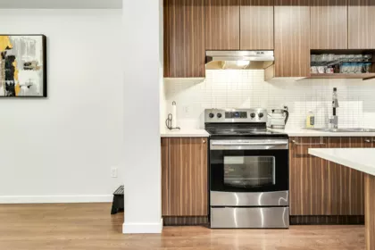 Kitchen Photo of 57 14955 60 Avenue, Surrey, BC